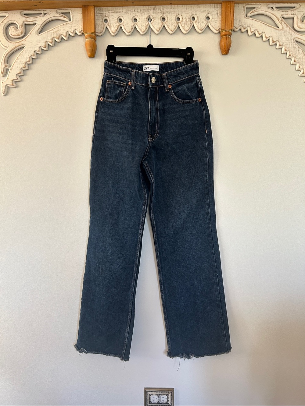 Zara Dark Indigo Wide-Leg Jeans